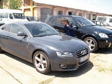 Maşini urmărite prin Sistemul Informatic Schengen, găsite de poliţişti